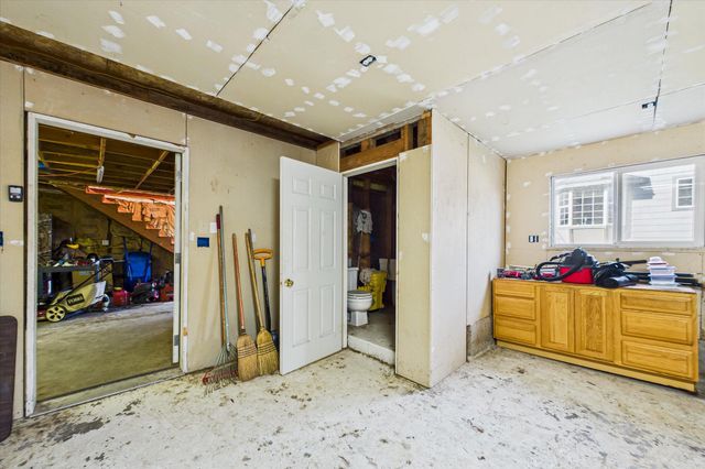 1712 Hodgson Street, Eureka, CA 95503