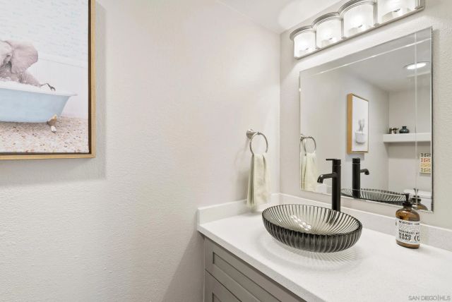 4790 70th St 6, La Mesa, CA 91942