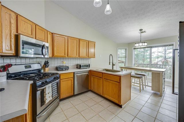 5904 CLIPPER BAY, Flowery Branch, GA 30542