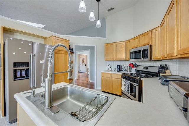 5904 CLIPPER BAY, Flowery Branch, GA 30542