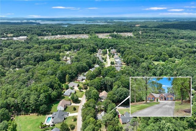 5904 CLIPPER BAY, Flowery Branch, GA 30542