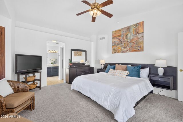 10817 W IRMA Lane, Peoria, AZ 85373