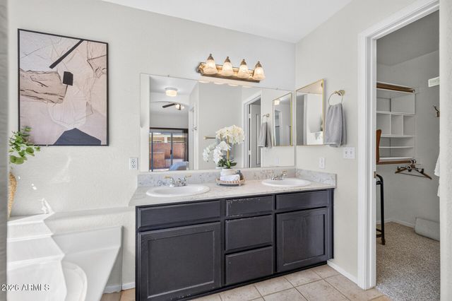 10817 W IRMA Lane, Peoria, AZ 85373