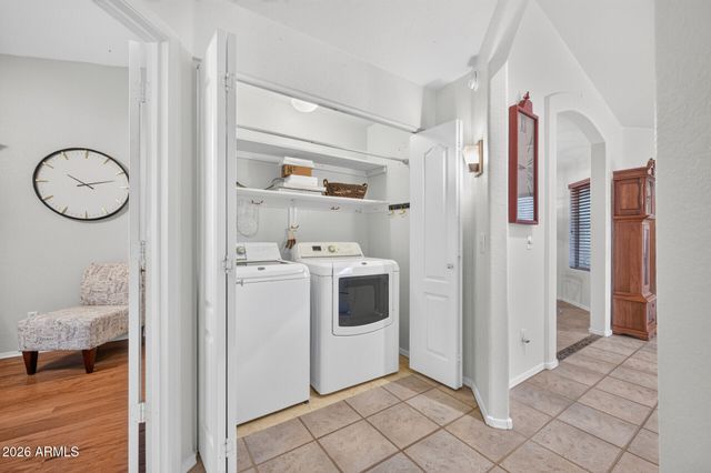 10817 W IRMA Lane, Peoria, AZ 85373