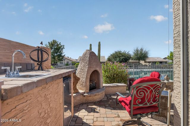 10817 W IRMA Lane, Peoria, AZ 85373
