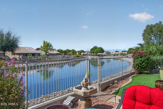 10817 W IRMA Lane, Peoria, AZ 85373
