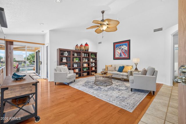 10817 W IRMA Lane, Peoria, AZ 85373