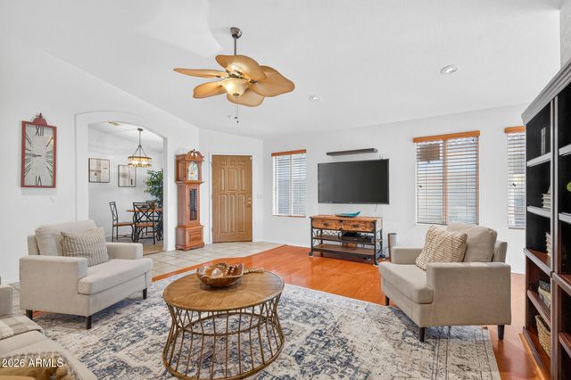 10817 W IRMA Lane, Peoria, AZ 85373