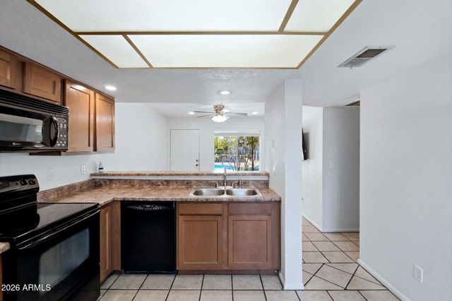 19601 N 7TH Street 1077, Phoenix, AZ 85024