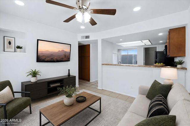 19601 N 7TH Street 1077, Phoenix, AZ 85024