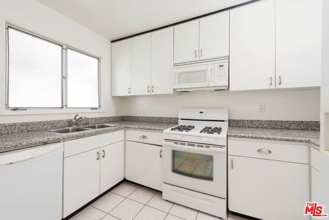 1275 N Harper Avenue 10, West Hollywood, CA 90046