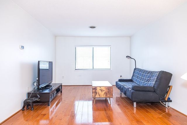 150 Lewis Street 302, Lynn, MA 01902