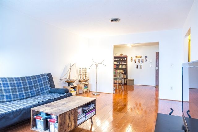 150 Lewis Street 302, Lynn, MA 01902