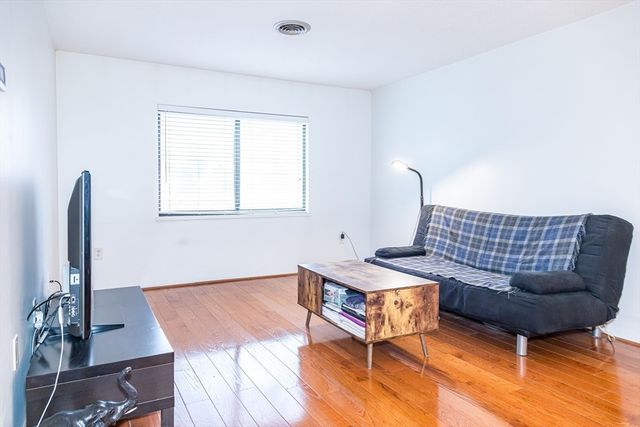 150 Lewis Street 302, Lynn, MA 01902