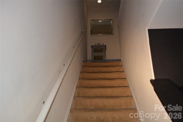 7218 Cuddington Drive, Charlotte, NC 28215