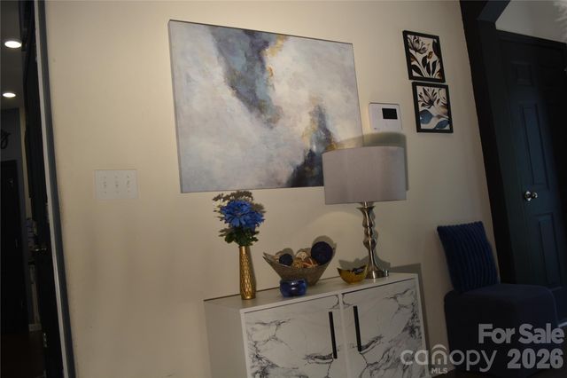 7218 Cuddington Drive, Charlotte, NC 28215