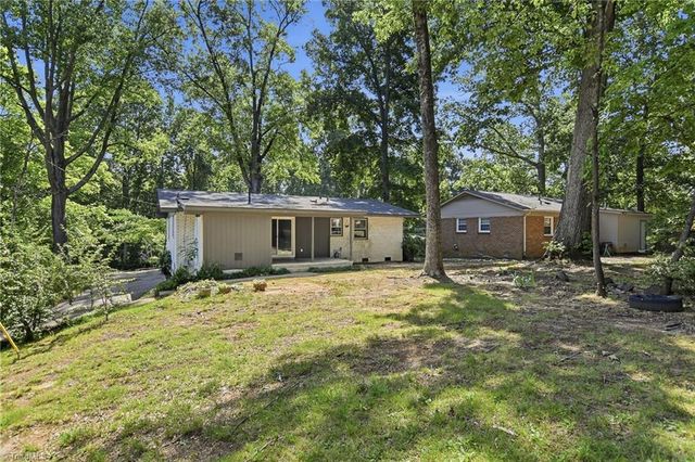1207 Cliffwood Drive, Greensboro, NC 27406