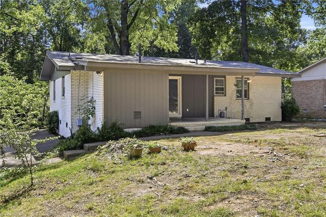 1207 Cliffwood Drive, Greensboro, NC 27406