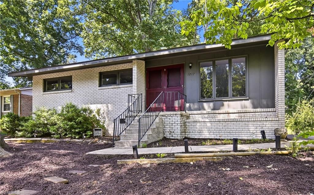 1207 Cliffwood Drive, Greensboro, NC 27406