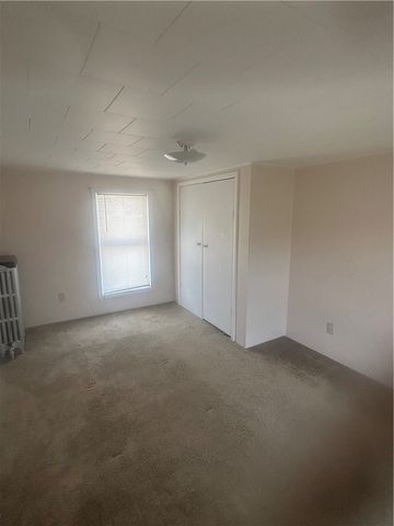 309 Spruce St, Mt Pleasant Boro, PA 15666