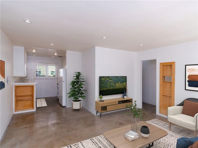 7129 Coldwater Canyon 8, North Hollywood, CA 91605