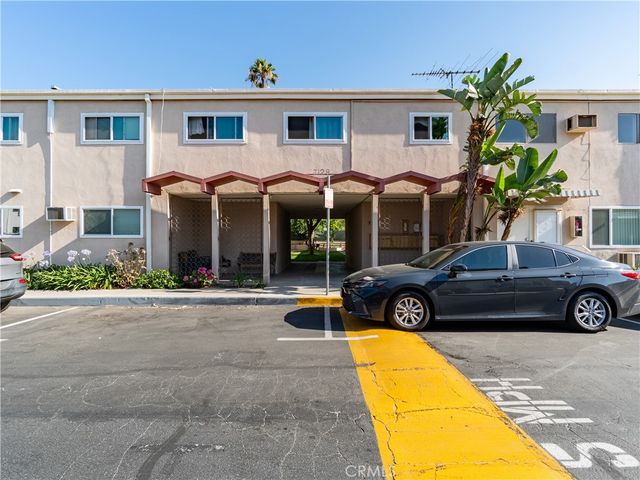 7129 Coldwater Canyon 8, North Hollywood, CA 91605