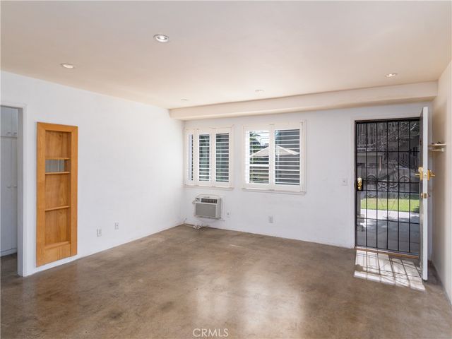 7129 Coldwater Canyon 8, North Hollywood, CA 91605