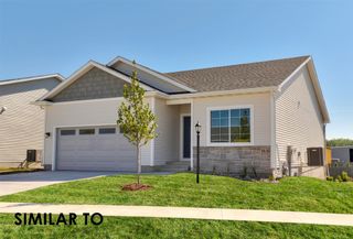 1220 Featherstone Avenue NE, Bondurant, IA 50035