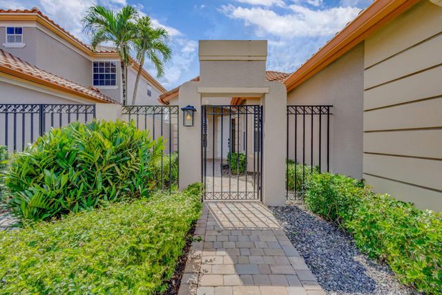 10264 Osprey Trace, West Palm Beach, FL 33412