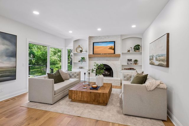 5804 Schaefer Road, Edina, MN 55436