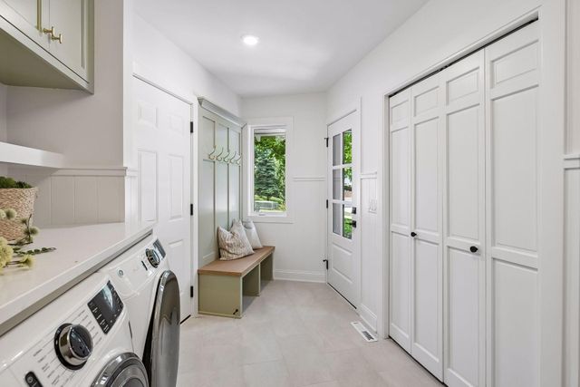 5804 Schaefer Road, Edina, MN 55436