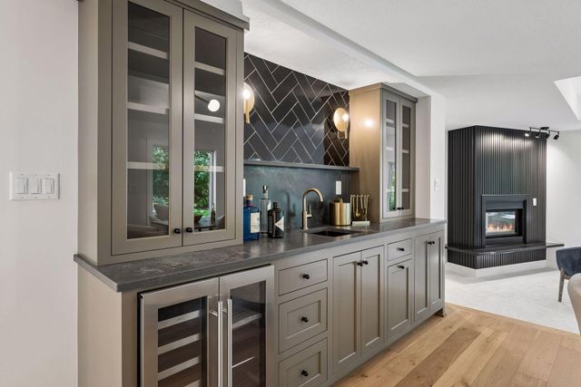 5804 Schaefer Road, Edina, MN 55436