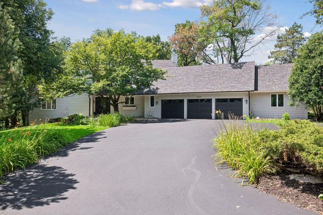 5804 Schaefer Road, Edina, MN 55436