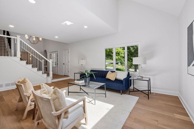 5804 Schaefer Road, Edina, MN 55436