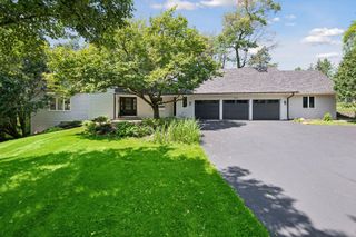5804 Schaefer Road, Edina, MN 55436