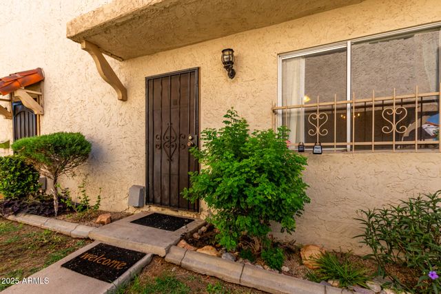 1227 E TOWNLEY Avenue, Phoenix, AZ 85020