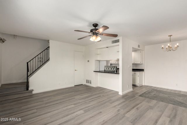 1227 E TOWNLEY Avenue, Phoenix, AZ 85020