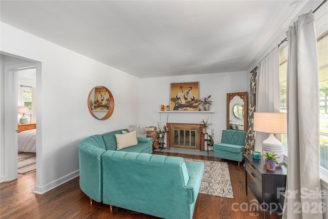 16 Oteen Church Road, Asheville, NC 28805