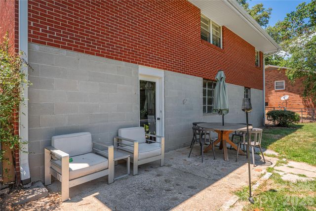 16 Oteen Church Road, Asheville, NC 28805