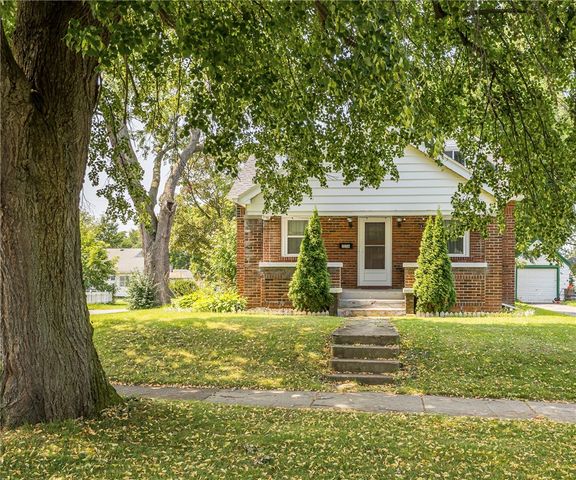 226 Crestwood Boulevard, Gates, NY 14624