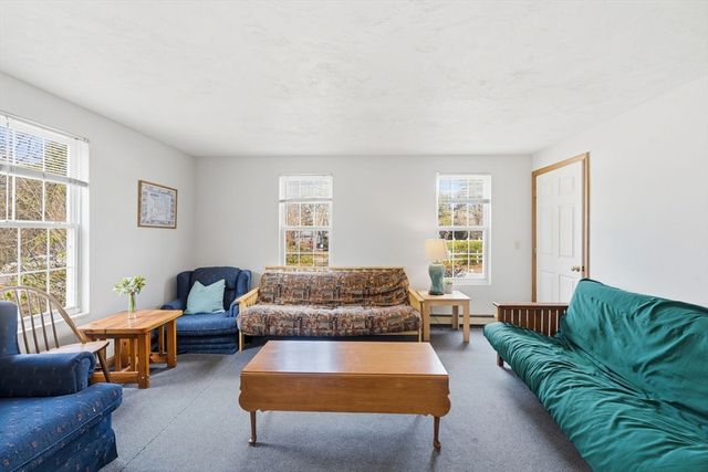 5 Peregrine Ln, Yarmouth, MA 02664