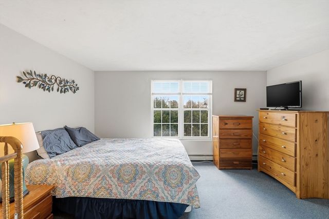 5 Peregrine Ln, Yarmouth, MA 02664