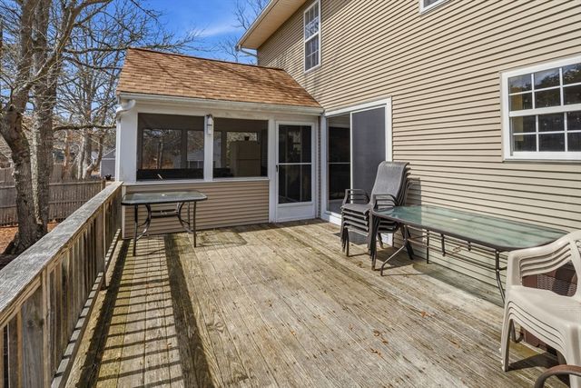 5 Peregrine Ln, Yarmouth, MA 02664