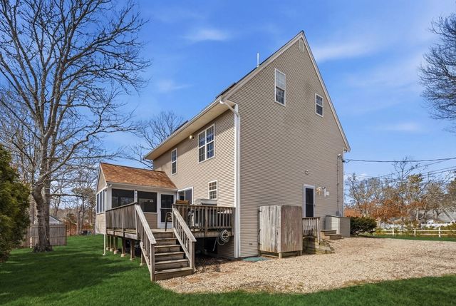 5 Peregrine Ln, Yarmouth, MA 02664