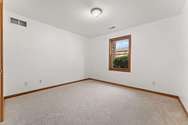 1376 Parke Drive, Crown Point, IN 46307