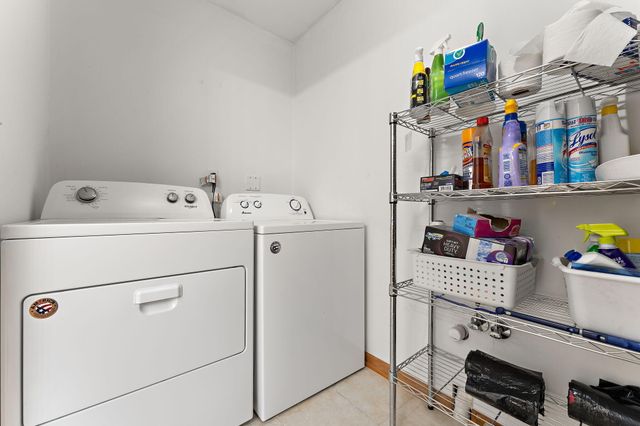 1376 Parke Drive, Crown Point, IN 46307