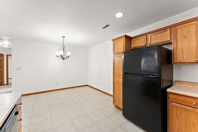 1376 Parke Drive, Crown Point, IN 46307