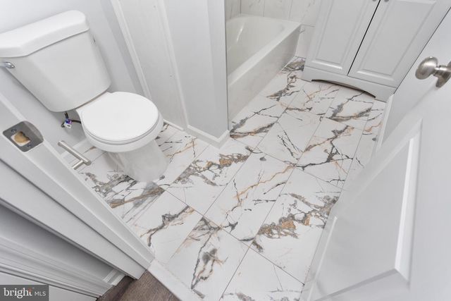 20--7 FLORENCE TOLLGATE, Florence, NJ 08518