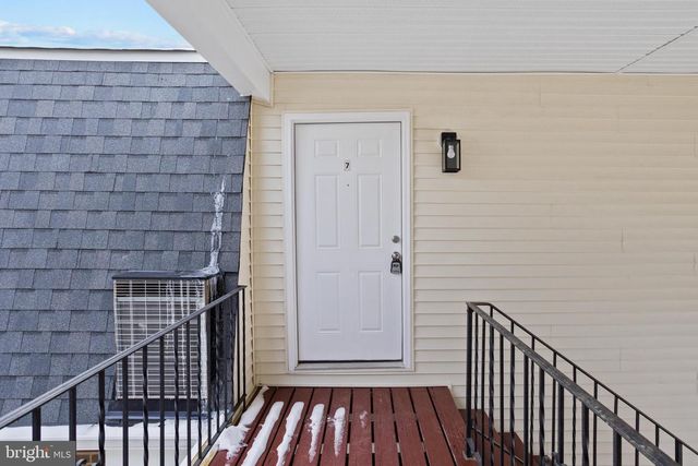 20--7 FLORENCE TOLLGATE, Florence, NJ 08518