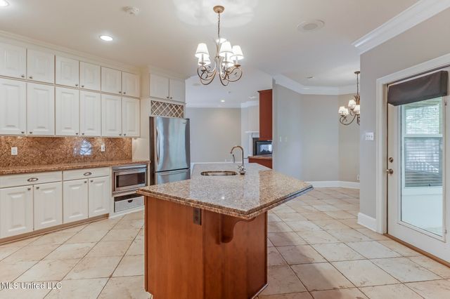 416 N Caribe Place, Gulfport, MS 39507